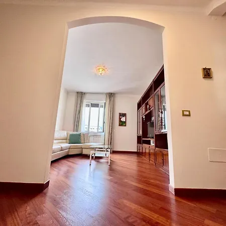 Lägenhet Kibilu - Family Space In Bright & Large Varese